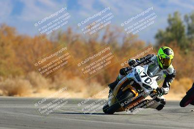 media/Jan-08-2022-SoCal Trackdays (Sat) [[1ec2777125]]/Turn 7 (1035am)/